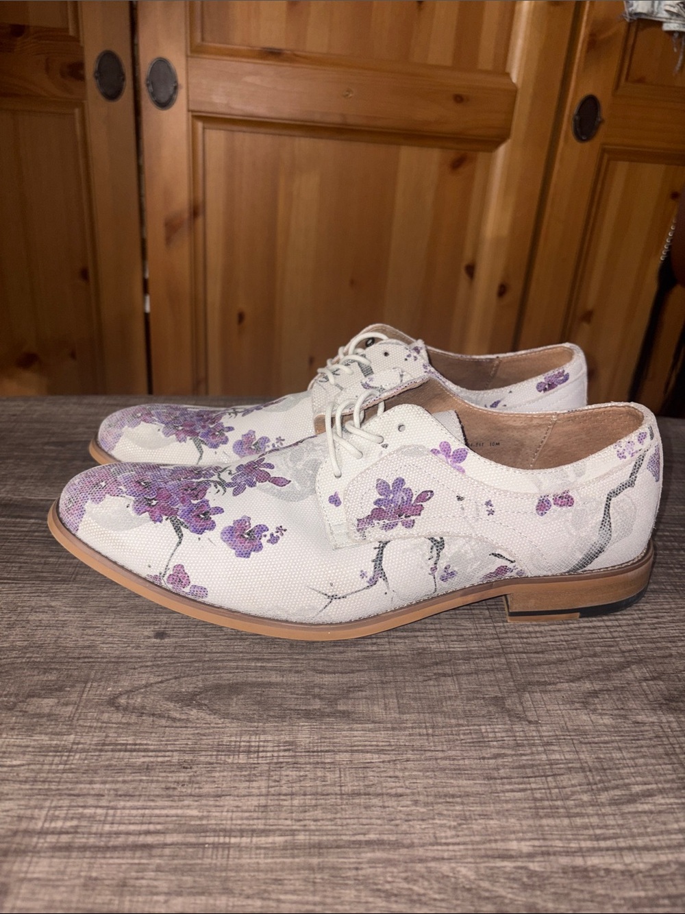 Stacy Adams White Canvas Derby with Purple Floral Print - Picture 2 of 10